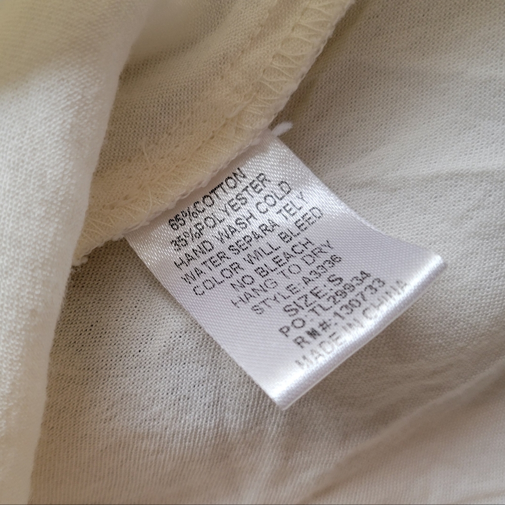 Umgee Off White Cotton Button Up Size Small - Picture 8 of 9